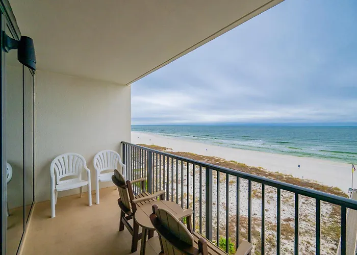 Apartment Island Winds West 676 *