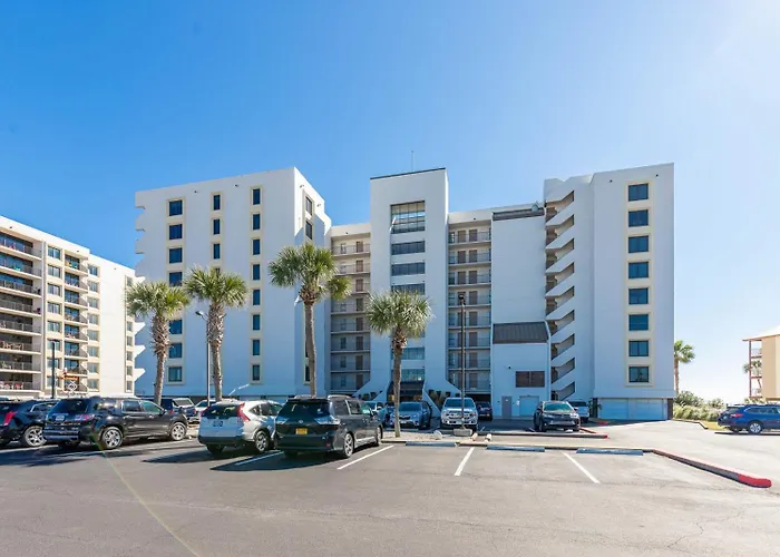 Apartment Island Winds West 676